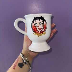 Vintage Betty Boop white and red mug #BettyBoop #mugs